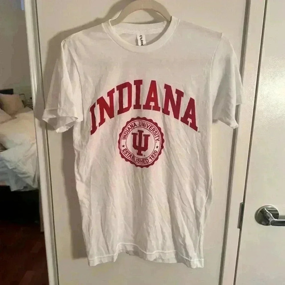 INDIANA UNIVERSITY HOOSIERS logo t-shirt - Picture 1 of 5